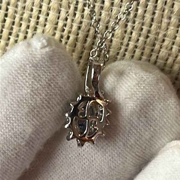 PREMIUM KANCHANABURI BLUE SAPPHIRE, WHITE ZIRCON SUNBURST NECKLACE in PLATINUM - Picture 6 of 11